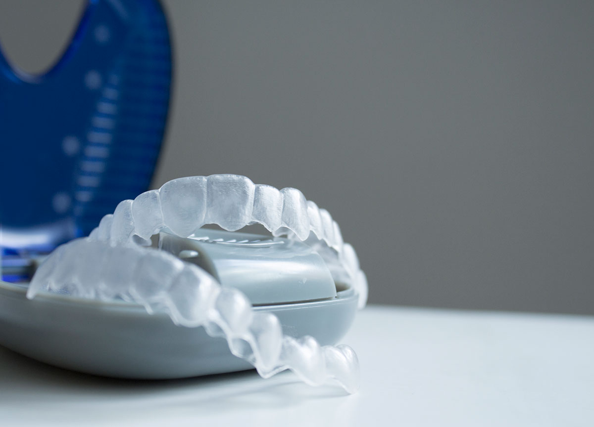 Clean Invisalign Trays