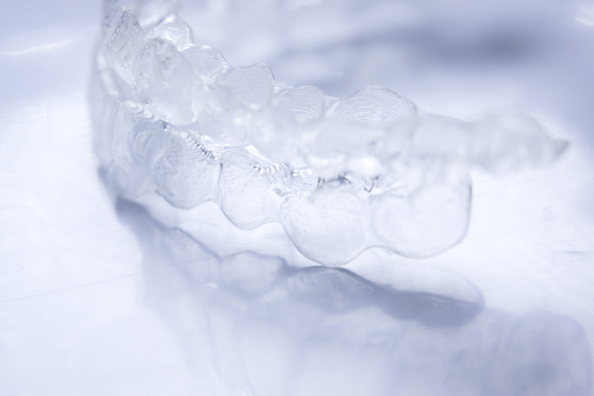 Invisible teeth aligners
